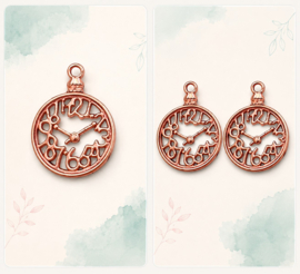 2 x Metalen bedel klok 39 x 29 x 3 mm – oogje 2 mm – antiek rose gold kleur (rosegoud)