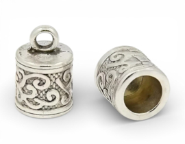 2 x Metalen einkapjes koorduiteinden 13 x 8,5 x 8,5 mm – oogje 2 mm – Ø 5,6 mm – antiek zilverkleur (Nikkelvrij)