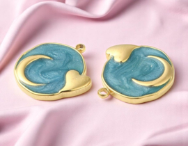 1 x RVS 304  Bedel rond maan en hartje Cadet Blue, 18K goldplated 17,5 x 17 x 2mm oogje: 1,4mm