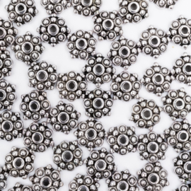 10 x Metalen kralenkapjes 7,7 mm oogje 2mm antiek zilverkleur