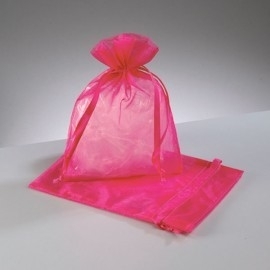 c.a. 100 stuks organza zakjes 10 x 15cm hot pink