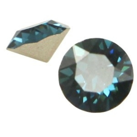 2 x Swarovski Elements SS24 puntsteen (5.2mm) Montana blue