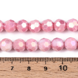 1 x Glaskralen streng facetgeslepen rond 7,8-8,2 x 7,8 mm – gat 1 mm – Hot Pink