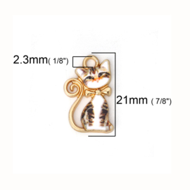 Super leuke DQ Gold Plated bedel van een kat met Emaille 21 x13mm oogje: 2,3mm