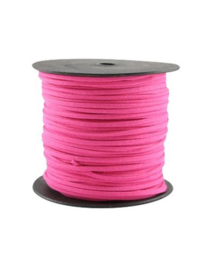 2 meter Faux suède veter  breed  3mm kleur: Hot Pink