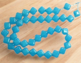 10 x vierkante kralen van melkglas 10 x 10 x 5mm Aqua gat: 1,15mm