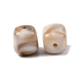 10 x Acryl kralen cube two tone opaque 17 x 15,5 x 15,5 mm – gat 3 mm – white beige