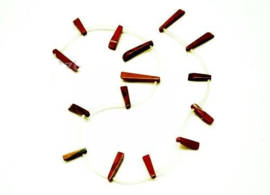 15 x Jaspis staafhangers afmetingen kraal 4 x 4 mm & lengte gemiddeld 16 mm