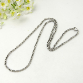 Stainless steel RVS ketting  dik c.a. 1mm lengte: 45,7cm