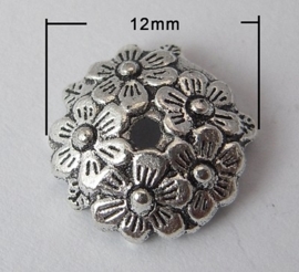 10 x Tibetaans zilveren kralenkapjes 12mm