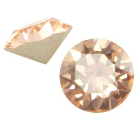 2 x Swarovski Elements SS24 puntsteen (5.2mm) Light peach