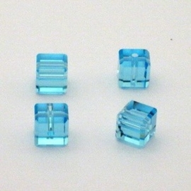 10 Preciosa Handgeslepen kristal kraal 8mm aqua