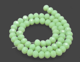 1 x Streng met ca. 70 glaskralen facet rondelle briolette kristal – 8 x 6 mm – gat 1 mm – Light Green