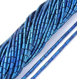1 x Streng glaskralen buis 4,5~5 x 2,5 mm – gat 0,8 mm – blauw