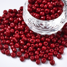 20 gram Glaskralen Rocailles 6/0 (4mm) Dark Red