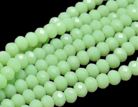 1 x Streng met ca. 70 glaskralen facet rondelle briolette kristal – 8 x 6 mm – gat 1 mm – Light Green