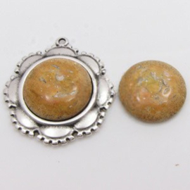 1 x Polaris Cabochon Jais Sandy Beige 16,4mm