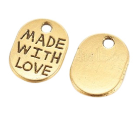 10 x Bedeltje metaal "Made with love" 11x4 mm goud kleur ♥ (NIkkelvrij)