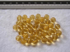 30 stuks  ronde honingbruine glaskralen van 8mm  Gat: 1mm