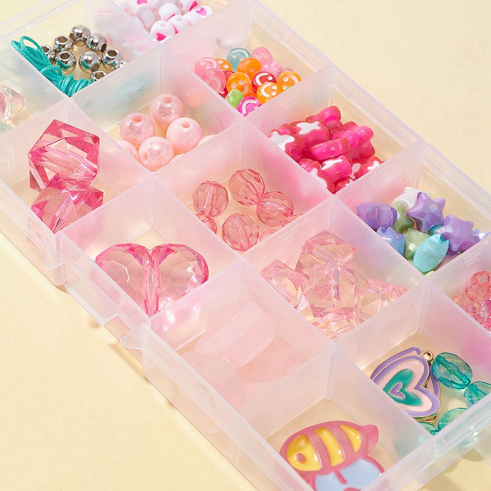 Kinder DIY armbandjes maken set – vrolijke kralen, bedels en draad – gemixte kleuren – inclusief opbergdoos (In bestelling)