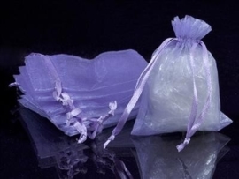 c.a. 100 stuks lila organza zakjes 7x9 cm