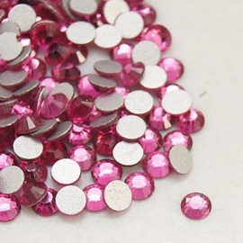 20 x (bijvoorbeeld geschikt als tand - nagel) kristallen 1.8mm  Rose