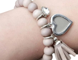Biba armbandje kleur oudroze met zilverkleurige metalen onderdelen en Swarovski steentje