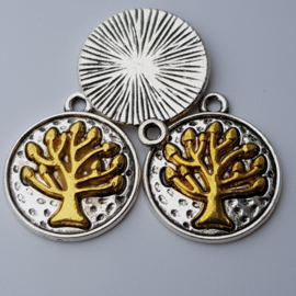 1x Tibetaans zilveren hanger van een gouden boom 23 mm x 20 mm oogje: 2 mm