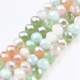 ​1 x Streng ca. 132~140 stuks glaskralen facet rondelle kristal  briolette 3,5 x 3mm gat: 0,8mm licht groen AB