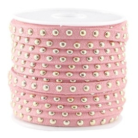 20 cm Imi. Suède leer 5mm met studs goud Strawberry ice pink