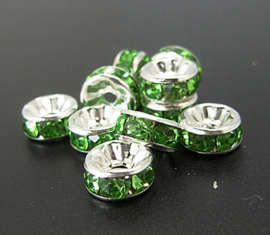 25  x Verzilverde Kristal Rondellen 8 x 3,5 mm gat 2mm Pale Green