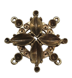 Per stuk Antiek gouden metalen hanger/tussenzetsel bloemmotief 37 mm