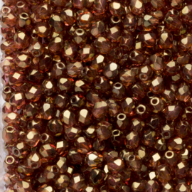 30  x ronde  Tsjechische kralen facet kristal afm: 4mm Kleur: bruin gat c.a.: 1mm