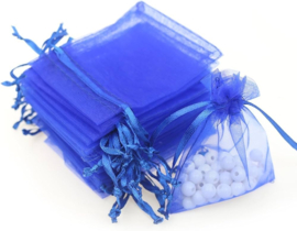 c.a. 50 x blauwe organza zakjes 9 x 12cm