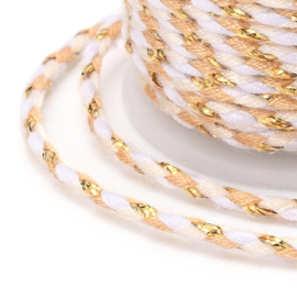 1 rol Metallic gevlochten koord – katoen/polyester mix – 1,5 mm – Navajo White met goudkleurige draad – 4 meter