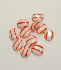 10 x glaskraal ovaal  wit met rood/oranje steep 12x10 mm gat 1mm