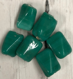 10 stuks mintgroene glaskralen (gedraaid) 12mm gat 2mm