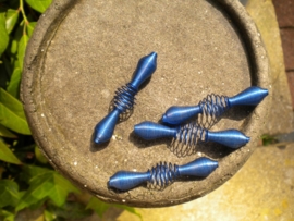 4 stuks prachtige spiraal kralen blauw 40x9 mm Jonco Ready Wire
