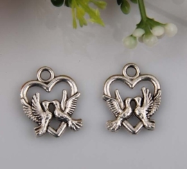 2 x Antiek zilveren metalen bedeltje van tortelduifjes 18,5 x 15 x 2mm oogje:2mm