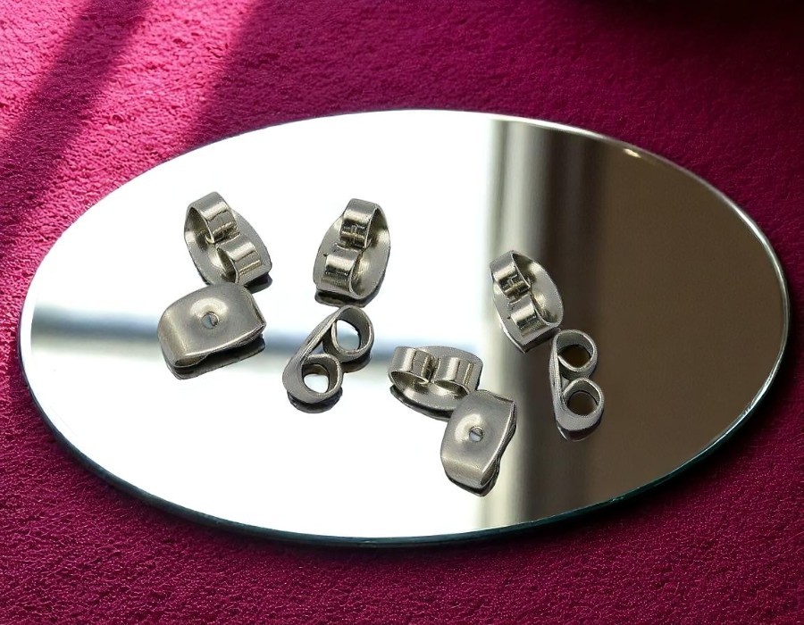 Oorbellen vleugeltjes en stoppers