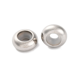 RVS 202 smart bead stopper  ca. 10 x 4,5mm gat 5mm (rubber gat Ø3mm)