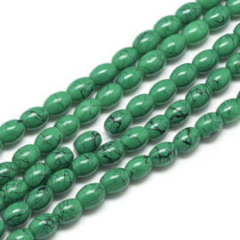 10  x  glaskralen drip-art ovaal 8 x 6~6,5mm, gat: 1mm green