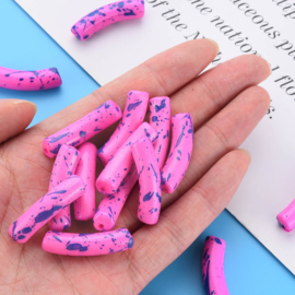 10 x Acryl kralen tube opaque two tone Hot Pink spray painted ca. 32x8mm (gat Ø1.8mm)