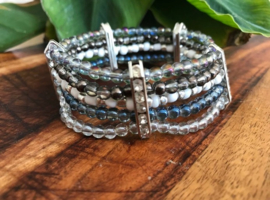 Chique armband  met tussenzetsels