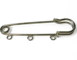 Grote metalen kiltspeld platinum kleur 87mm lang, gaten: 3mm