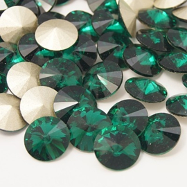 1 x Puntsteen Rivoli Preciosa voor Puntsteen SS50 Setting c.a. 12mm emerald