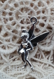 Prachtige tibetaans zilveren elfje 3D  Tinkerbell 39 x 20mm