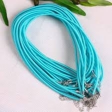 Prachtig zijden koord 3,2mm diameter, lengte c.a. 43cm incl. verlengketting Turquoise