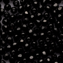 25 x Ronde Tsjechische kralen facet kristal 5 mm kleur: zwart gat c.a. : 1mm