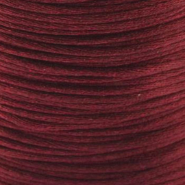 2 meter Macrame Satijndraad 1.0 mm Merlot